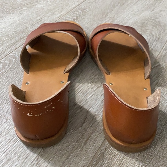 Merona flat sandals 6.5 - Picture 2 of 4